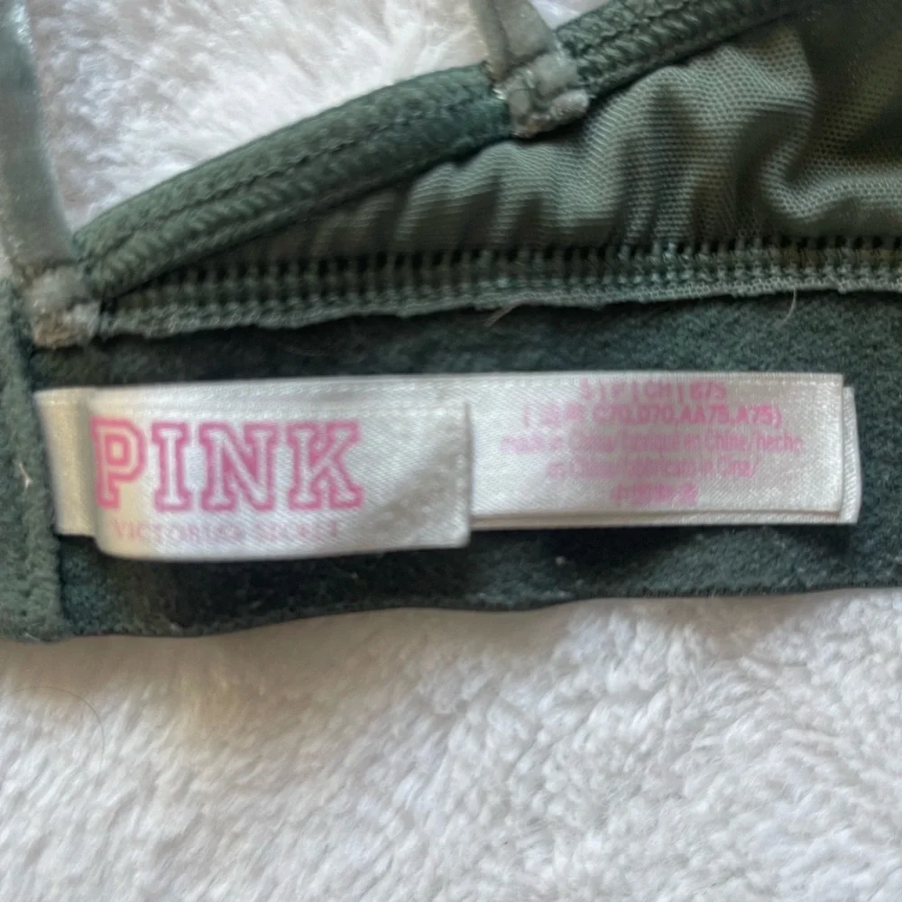 Victoria Secret’s Green Velvet Bralette | Size Small